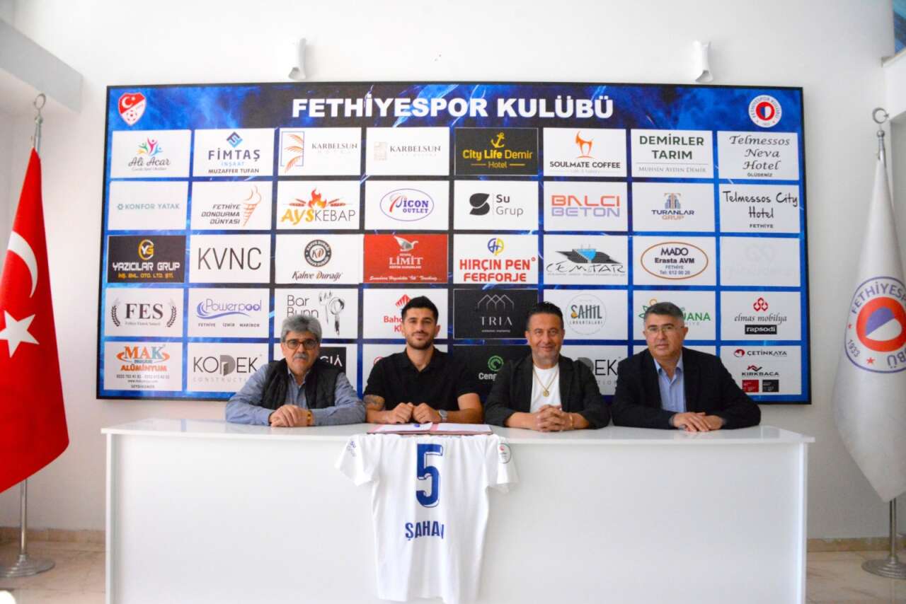 Fethiyespor’da Kaptanla Yola Devam: Şahan Akyüz İmzayı Attı 1